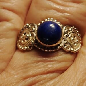 💯FIRM PRICE💯 LAPIS LAZULI. SWIRLED MOTIF. STERLING SILVER. SIZE- 10